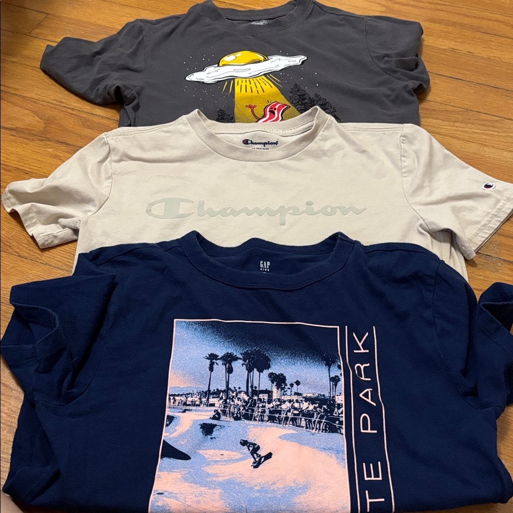 Tee lot- champion, gap